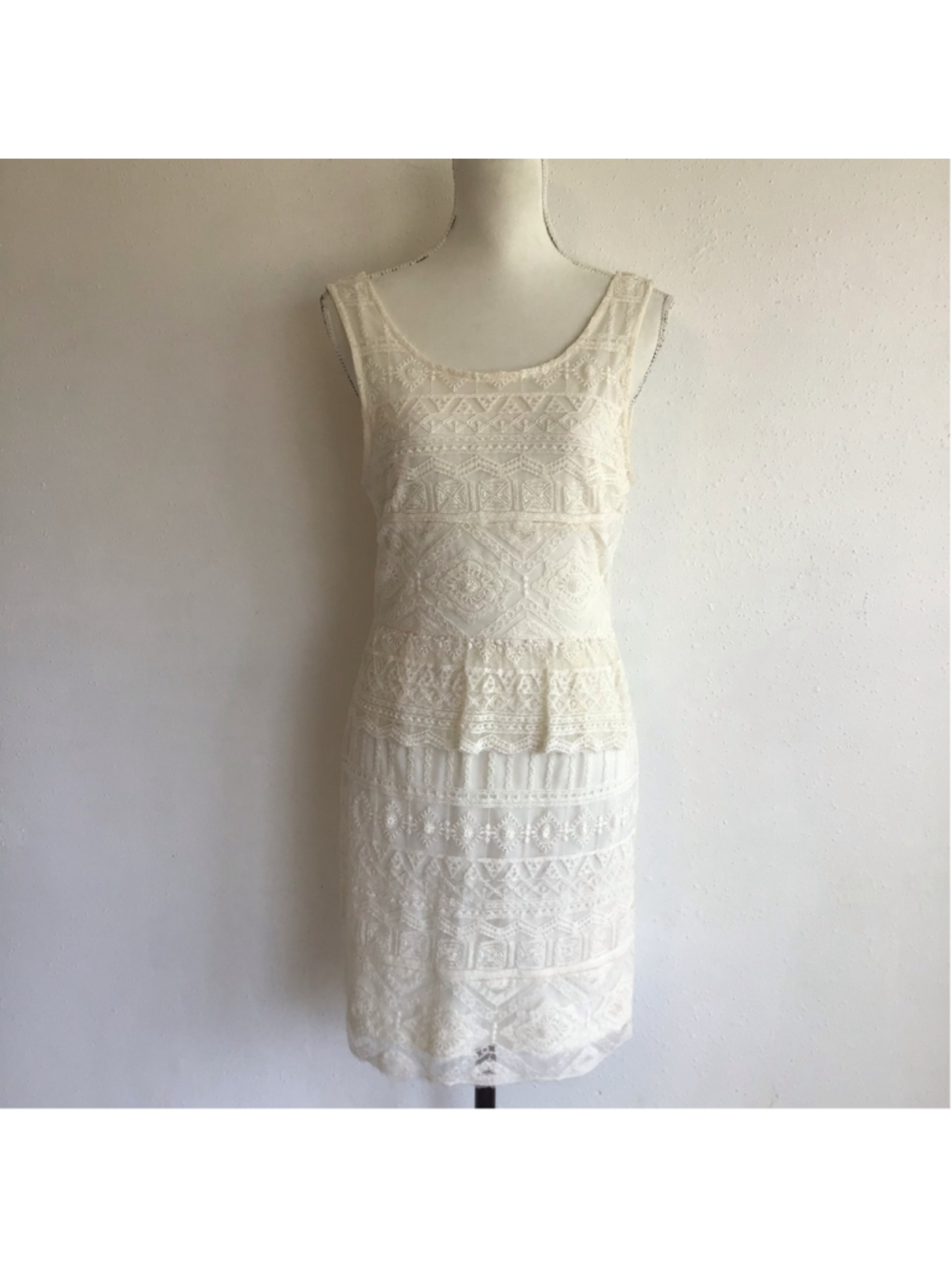 American Eagle Outfitters Women's Sleeveless Lace Peplum Mini Dress White SZ 10